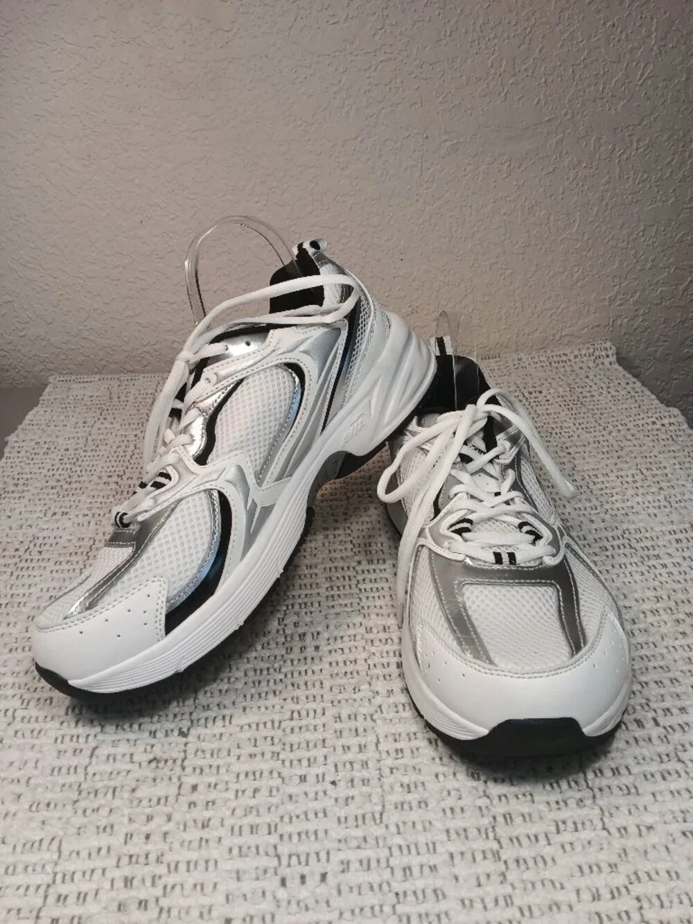 Avia Men's 5000 Athletic Performance Running Sneakers sz 9.5 Wide Width